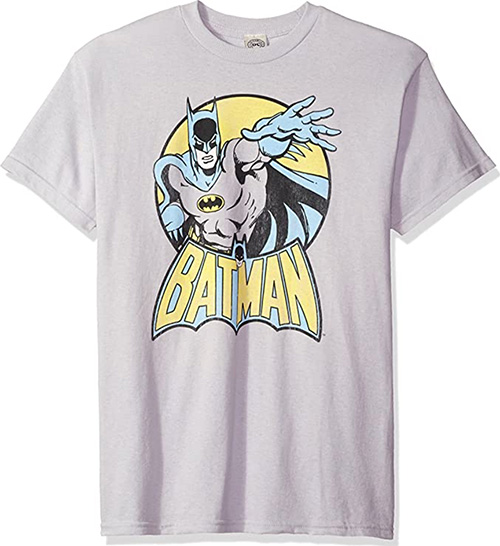 Batman t shirt The Dark Knight light back ground